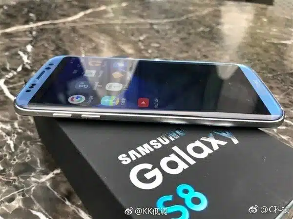 Samsung Galaxy S8 retail box leaked blue coral