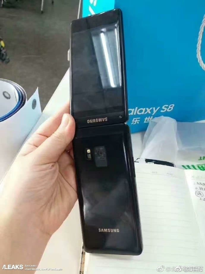 Samsung W2018 leaked flip back