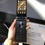 Samsung W2018